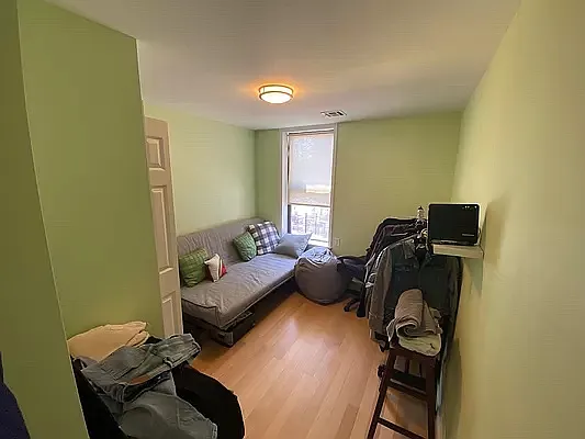 Rented by Douglas Elliman | media 10