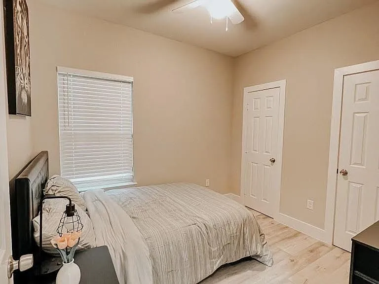 1026 Clinton Park St #B — Photo 10