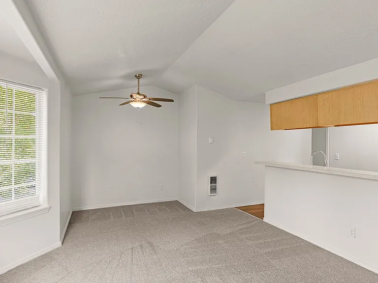 4270 SW 159th Ave #B — Photo 8