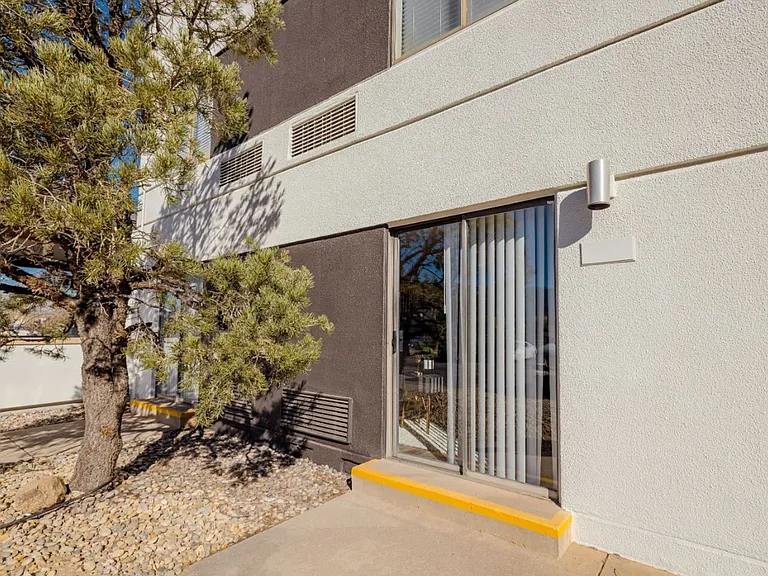 Alta Apartments — Photo 14