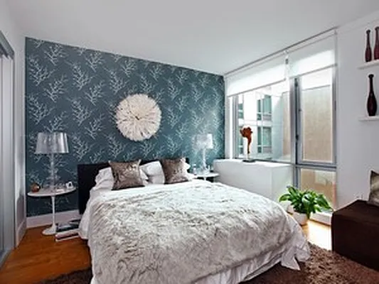 Sold by Corcoran | media 6