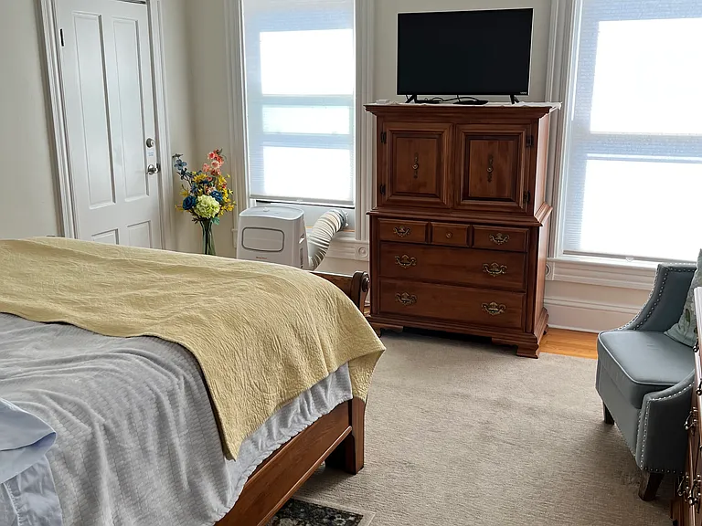 16 Ocean Ave — Photo 37