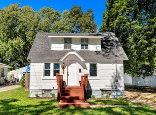 1435 Matilda St NE, Grand Rapids, MI 49503