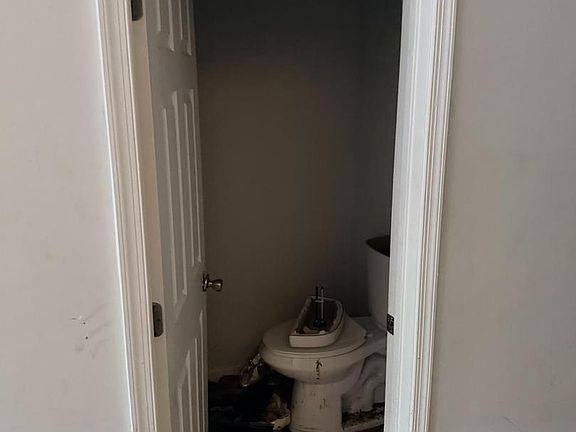 5th image of 2323 N 18th St
