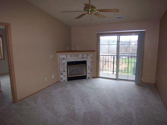 3rd image of 715 Shepherds Dr Unit 7