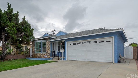 3rd image of 4707 Adenmoor Ave