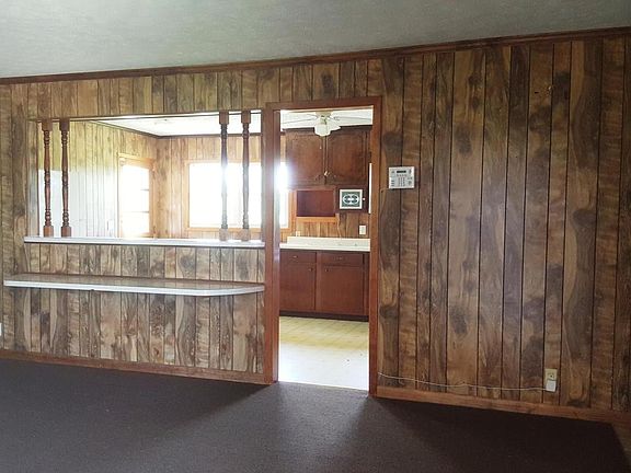 4th image of 4430 N Columbus Ave