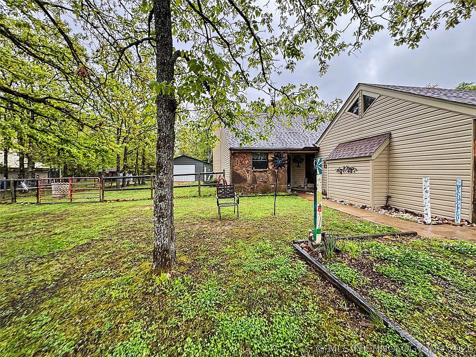 1st image of 105 Summit Ridge Dr