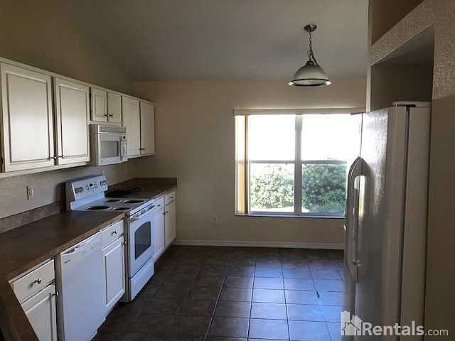 2nd image of 18 Sunrise Dr
