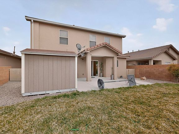 4th image of 2713 Violeta Cir SE