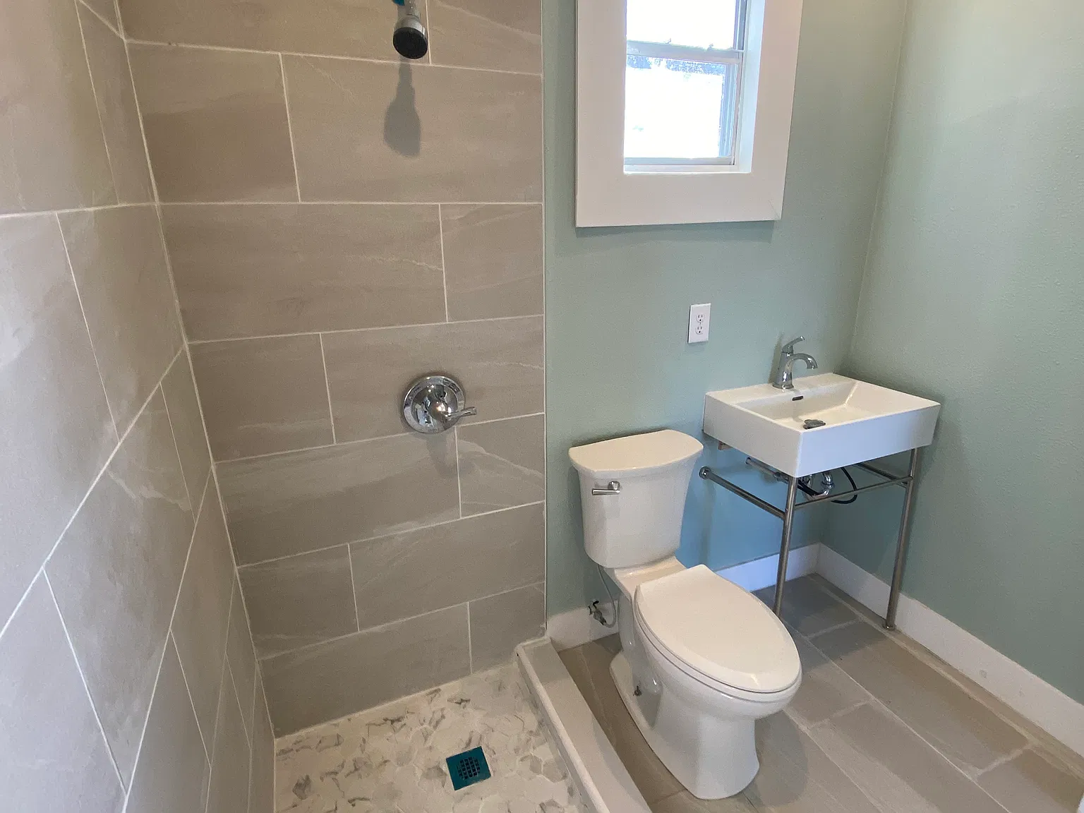 2 bed, 912 sqft, $1,625 — Photo 2