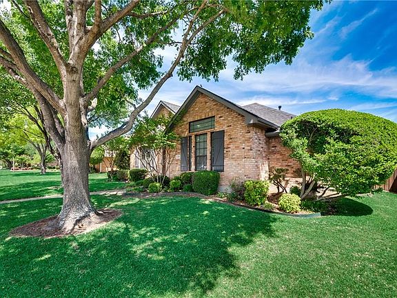 3rd image of 2810 Carla Dr