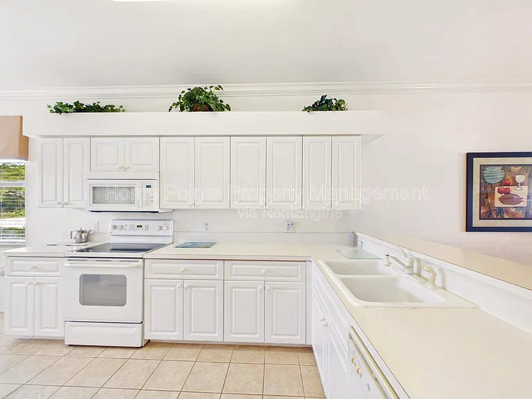 10391 Butterfly Palm Dr #1011 — Photo 10