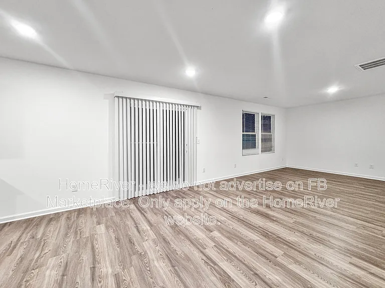 195 Pine Needle Dr — Photo 4