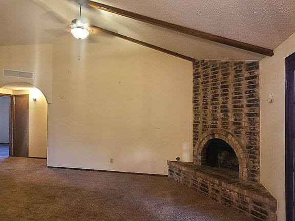 4th image of 4854 Maureen Cir