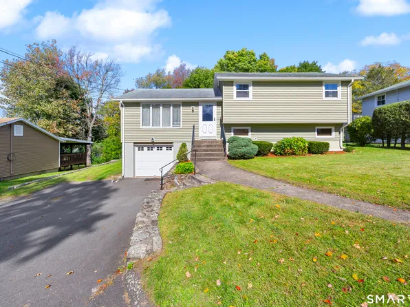 114 Plainfield Drive, Watertown, CT 06779