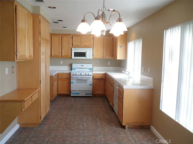 30665 Spring Deep Ter — Photo 11