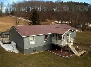 322 Blystone Rd, Creekside, PA 15732