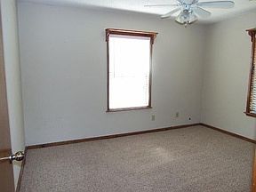 5th image of 515 County Road 3908