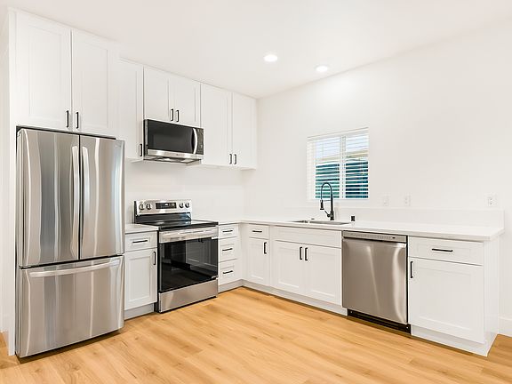 2nd image of 4567 33rd St #1