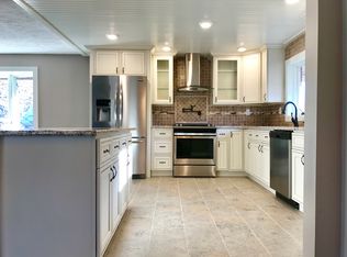 96 Grandview Ave, Dallas, PA 18612