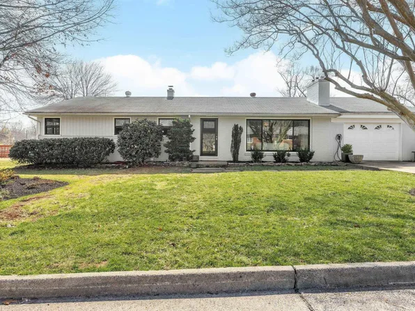 1302 Lester Dr, Charlottesville, VA 22901