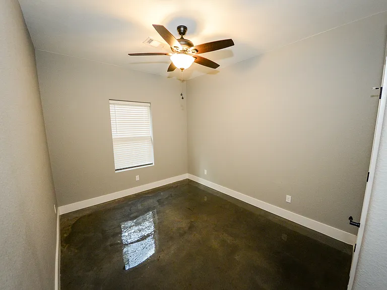 612 E Shepherd St — Photo 11