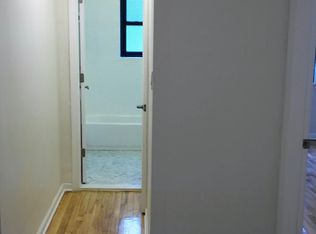 7224 Kissena Blvd APT 3F, Flushing, NY 11367
