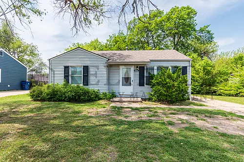 2219 N Prince St Photo 1