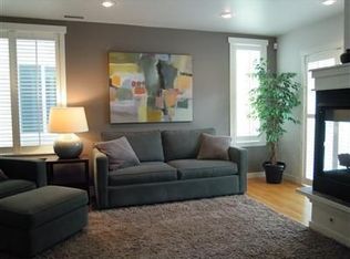 4502A NE 55th St, Seattle, WA 98105