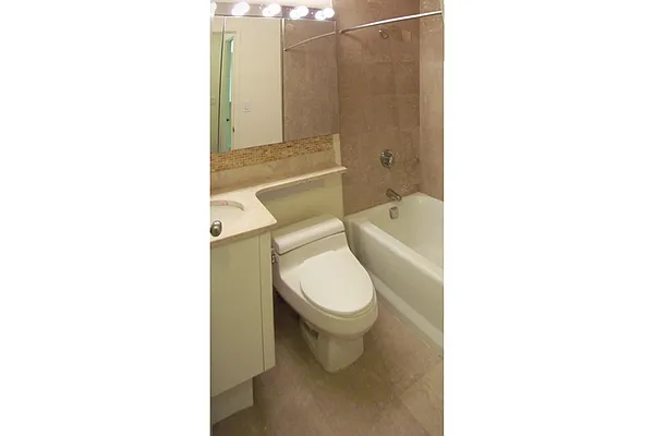 Rented by Fox Residential Group | media 23