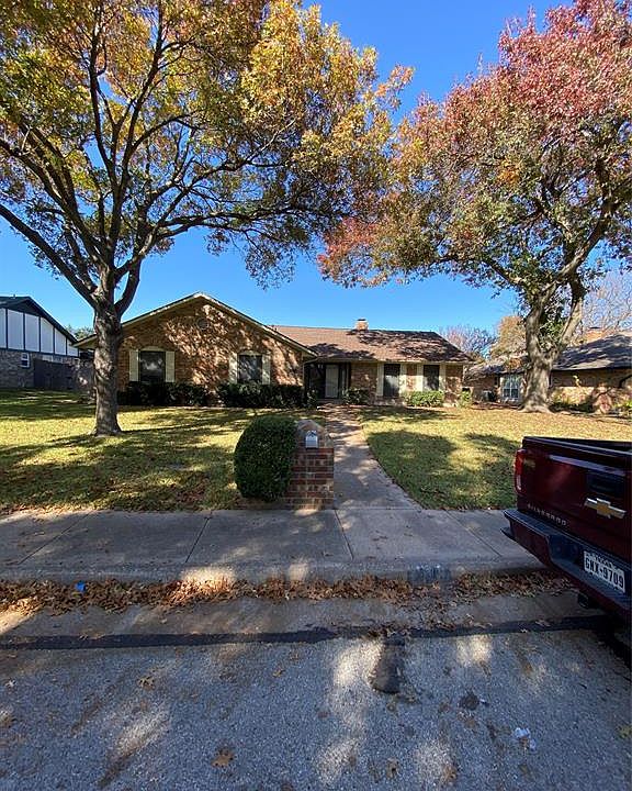 1st image of 939 Clint Smith Dr