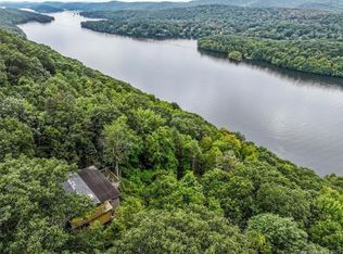 20 Skyline Dr, Sherman, CT 06784