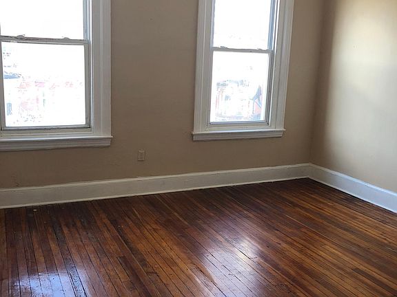 4th image of 3651 N 21st St #3R