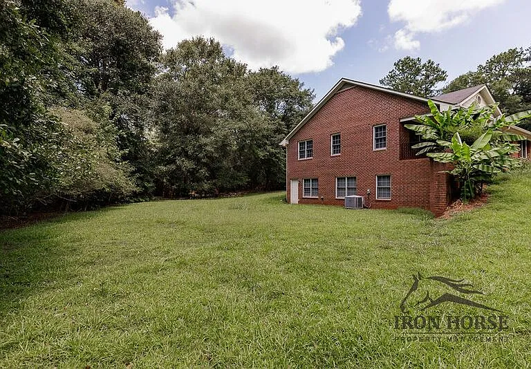 8671 Macon Hwy — Photo 41