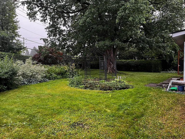 2337 Samuel Dr — Photo 13