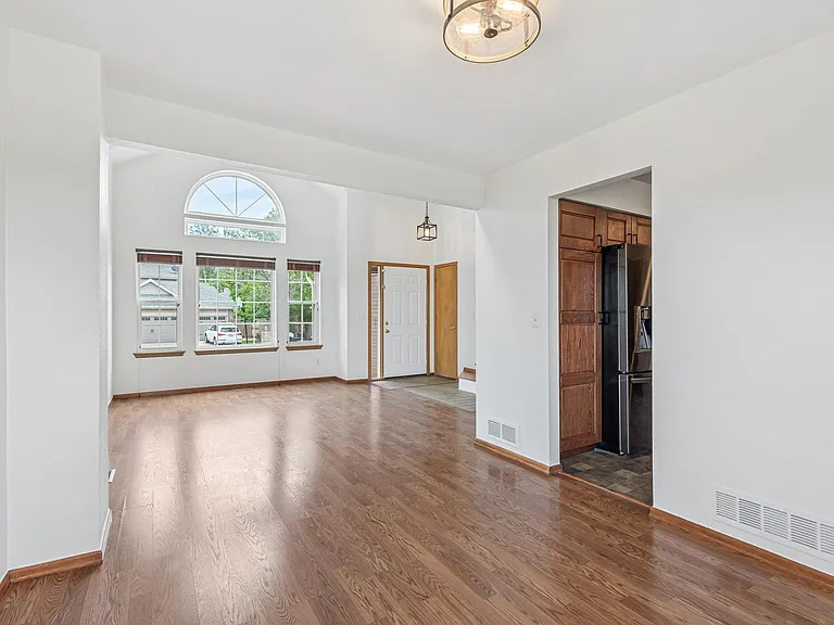 12756 Utica Cir — Photo 6