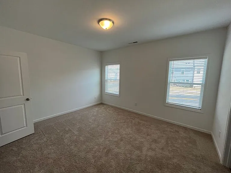 805 Star Ridge Dr — Photo 10