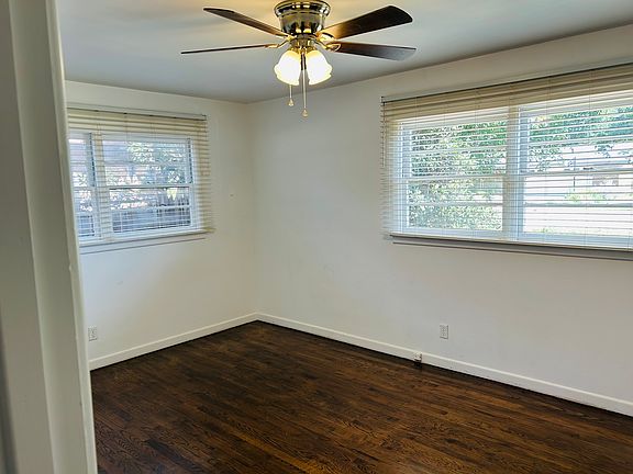3rd image of 3714 40th St