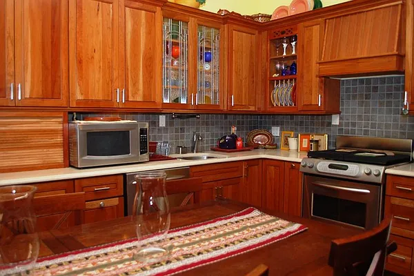 Sold by Corcoran | media 3