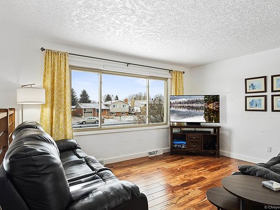 5th image of 1606 Bill Nye Ave