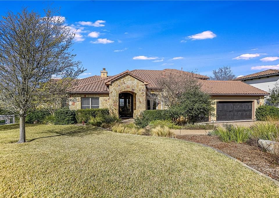 1st image of 2200 Canonero Dr