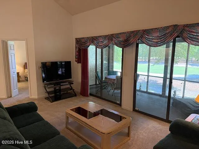 212 Kings Trl #D — Photo 8