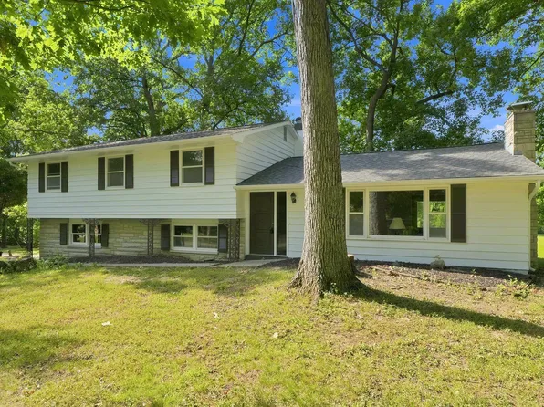 608 E Till Rd, Fort Wayne, IN 46825