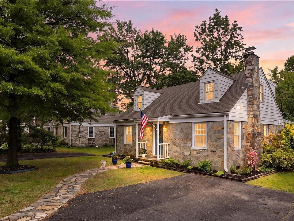 1st image of 2505 Popkins Ln