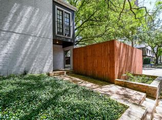 919 S Ripple Creek Dr, Houston, TX 77057