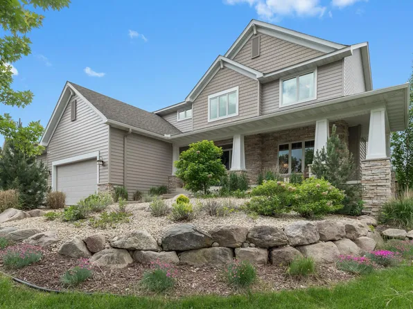 10929 Woodland Dr N, Champlin, MN 55316