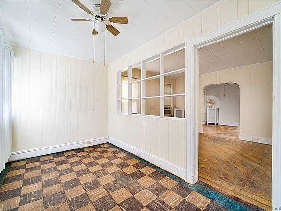 4th image of 89-14 116th St