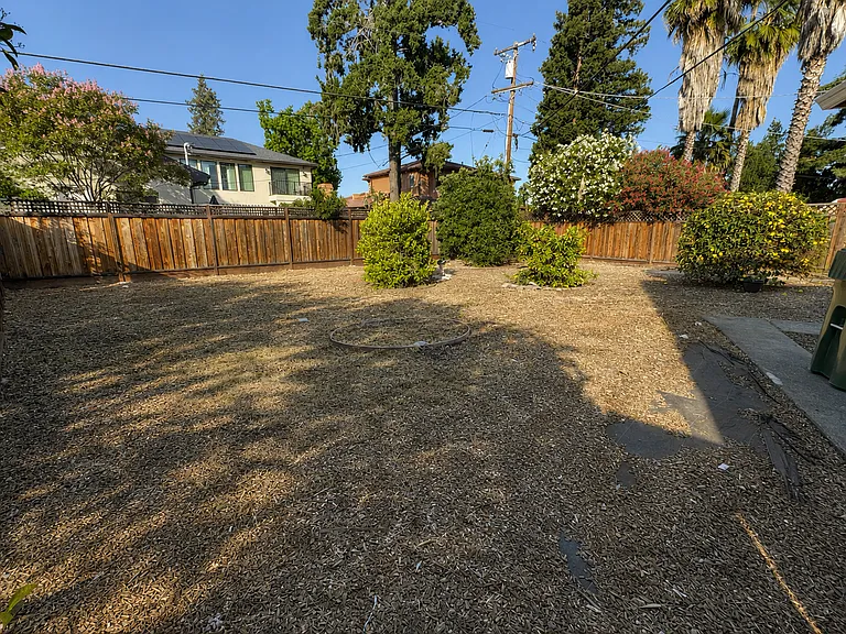 17951 Los Felice Dr — Photo 11