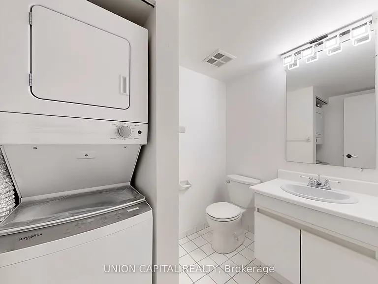 1001 Bay St #1009 — Photo 23